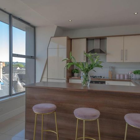 Rooftop Apartment At Queens Beautiful Views Belfast Exterior photo